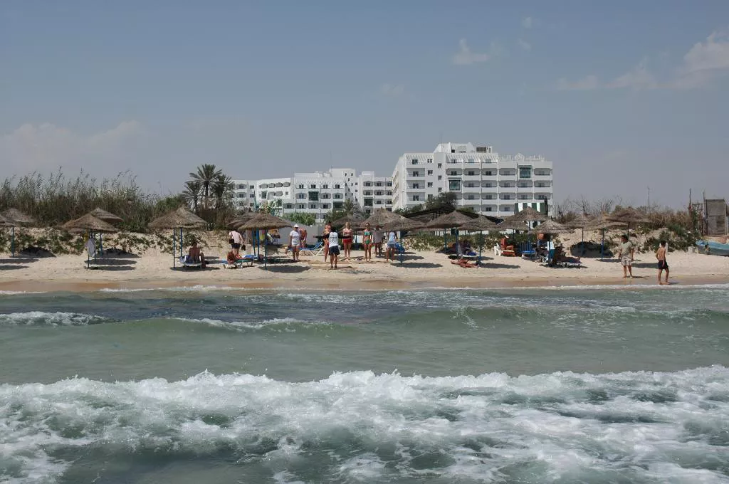 Hotel Jinene Beach — aanzicht 4